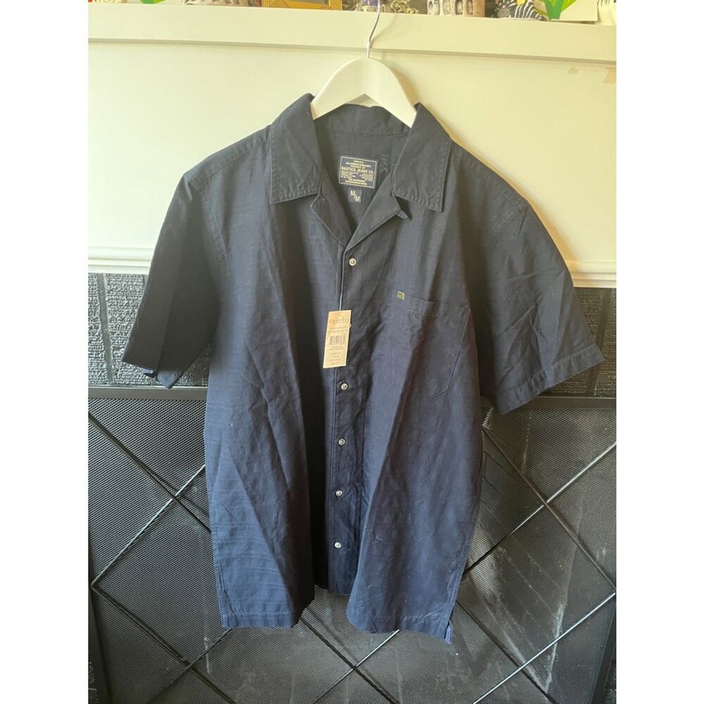 Nautica Short-Sleeve Button-Up Shirt in Navy size medium new with tags